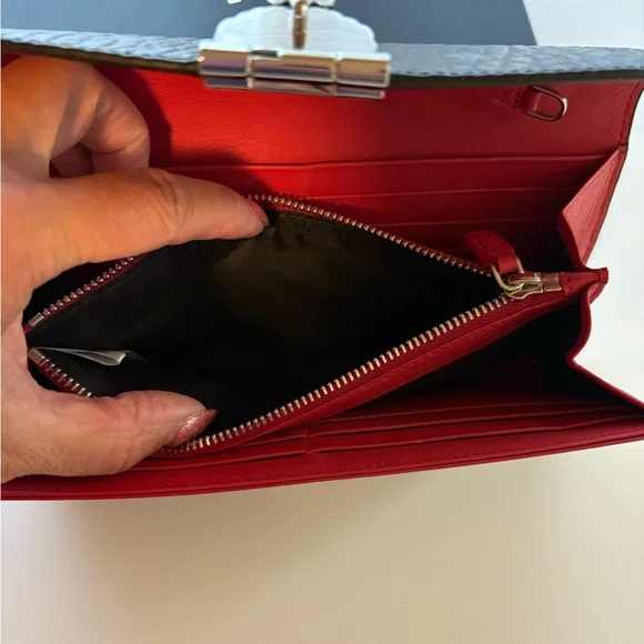 MCM Visetos Patricia Wallet - Picture 6 of 8